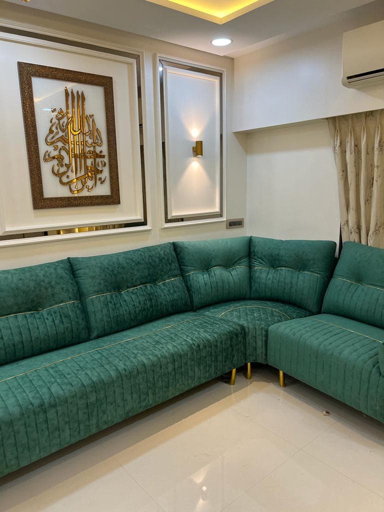 Sofa, crockery unit and dinning table - Image 7